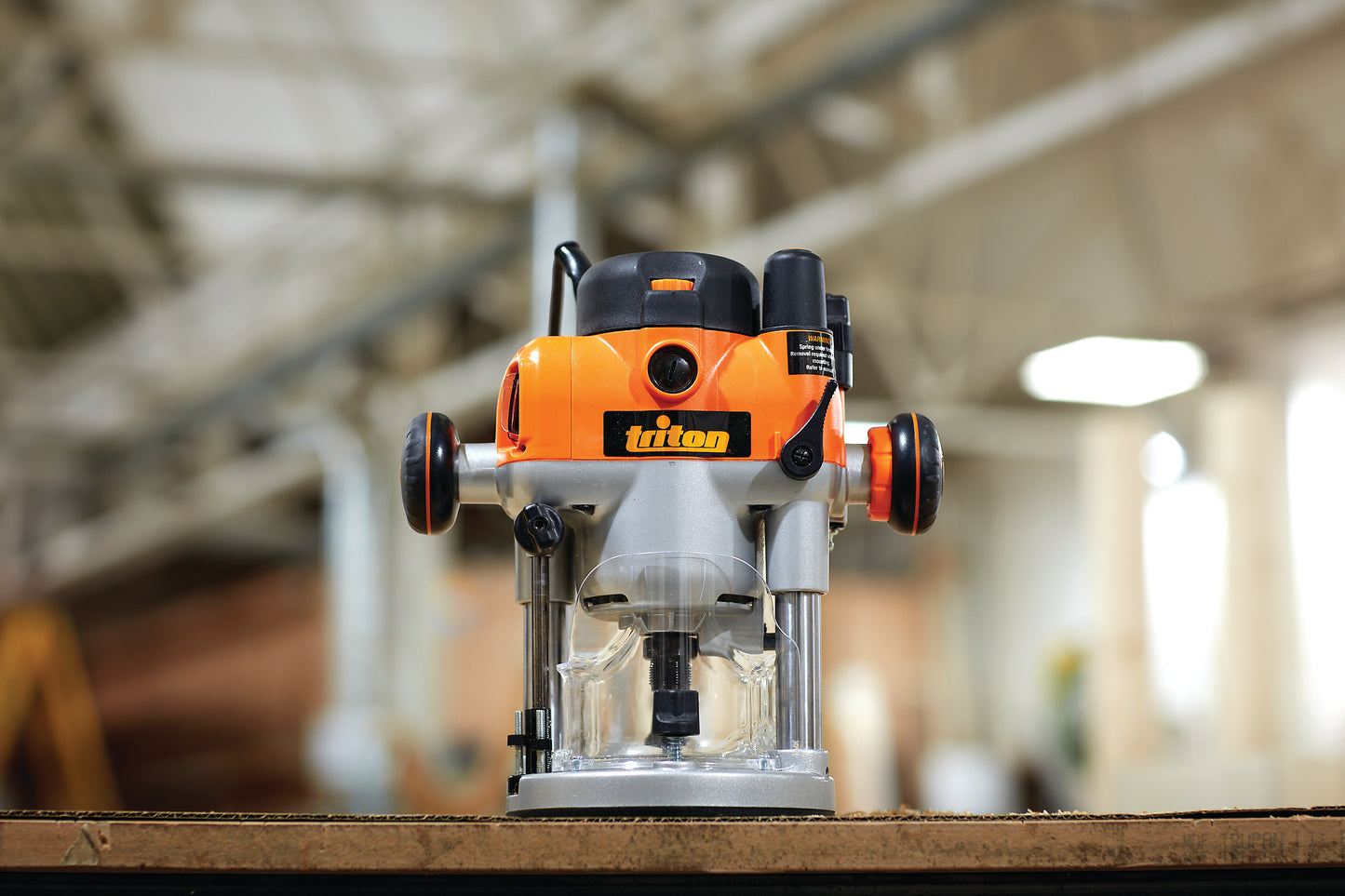 Triton 2400W Dual Mode Precision Plunge Router