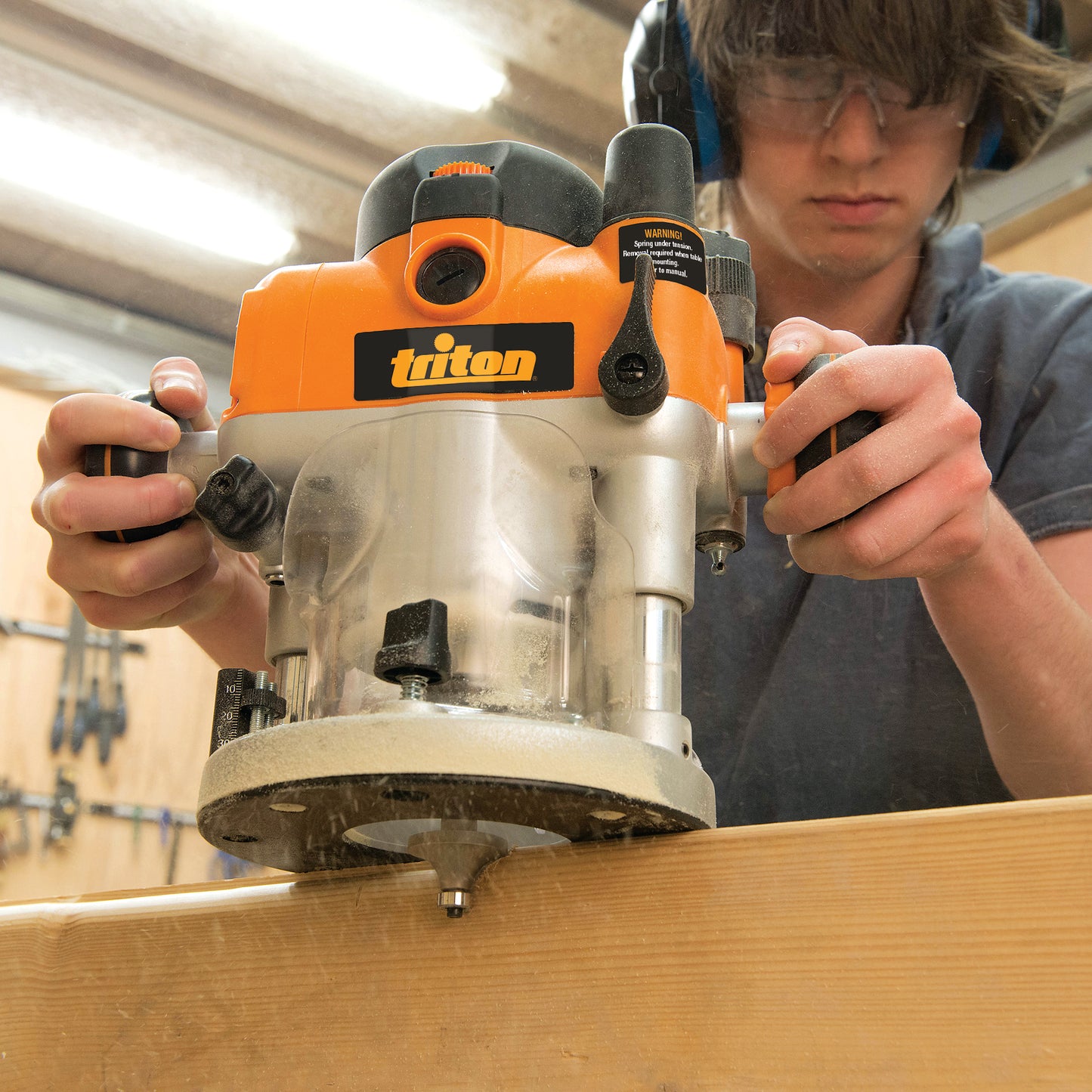 Triton 2400W Dual Mode Precision Plunge Router